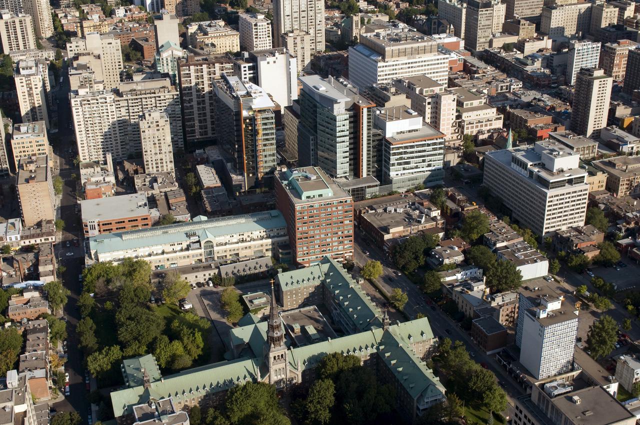 The Grey Nuns Residence By Concordia University Montréal Extérieur photo